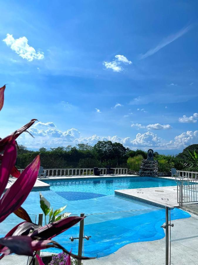Ecoparadise Hotel Pereira Exteriör bild